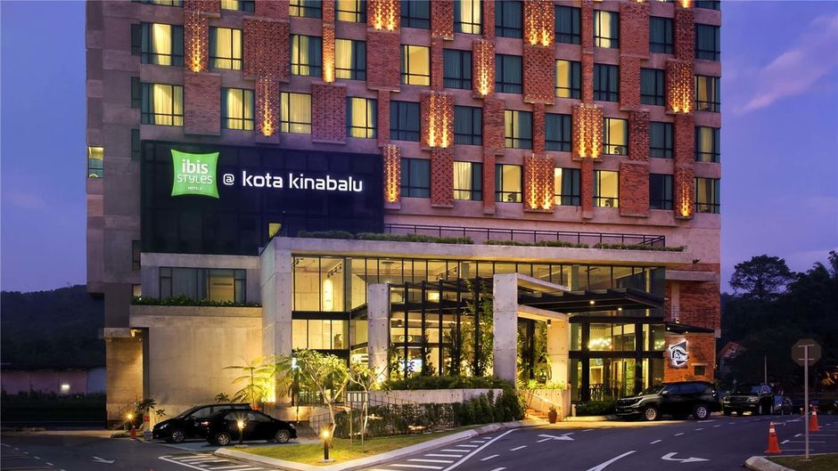 Ibis Styles Kota Kinabalu Inanam Hotel Exterior