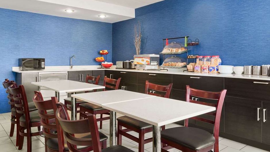 Travelodge Windsor Restaurant