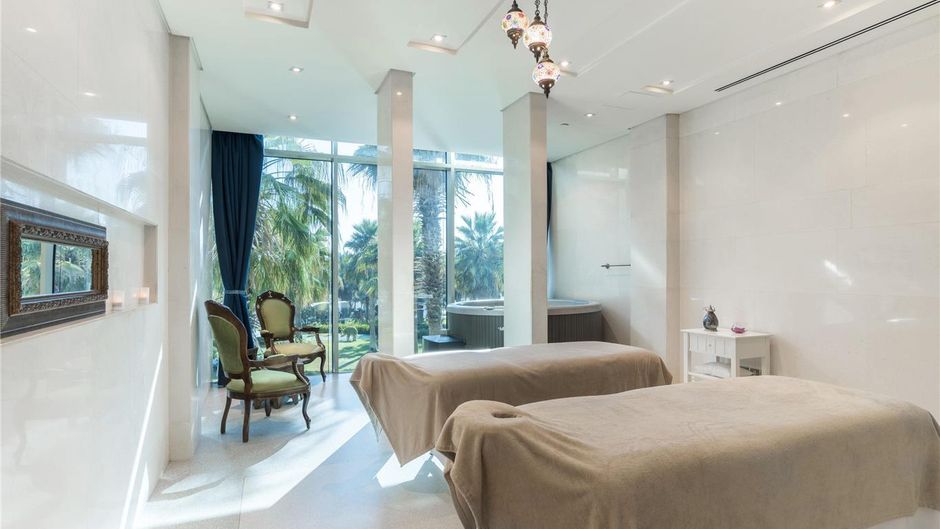 Rixos The Palm Hotel & Suites Spa