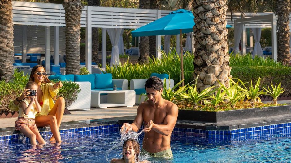 Rixos The Palm Hotel & Suites Pool