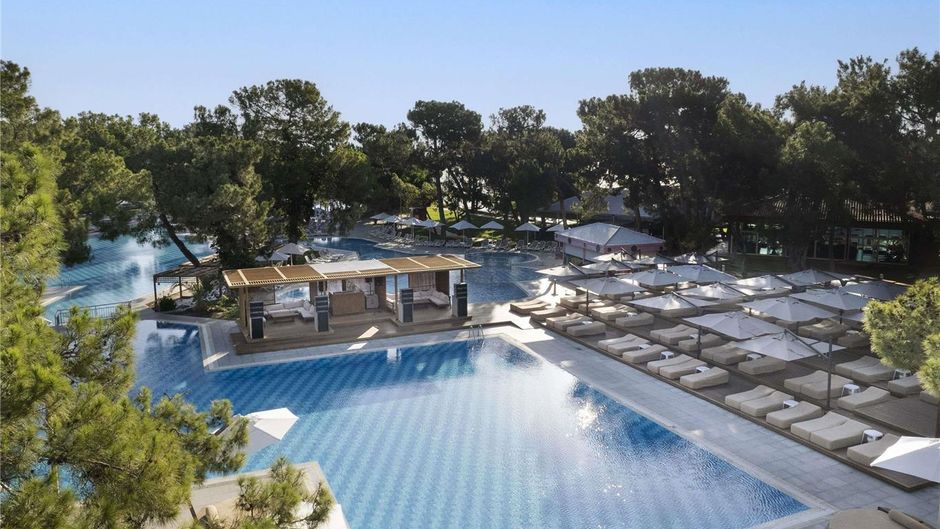 Rixos Sungate Pool