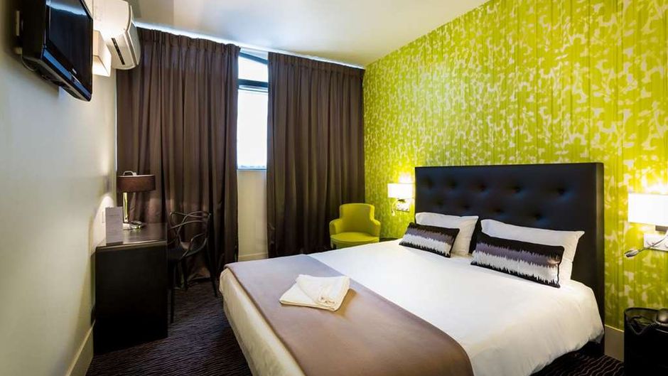 Hotel Raymond 4 Toulouse Room