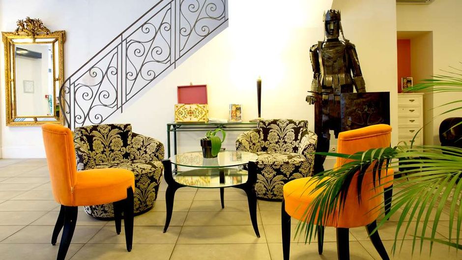 Hotel Raymond 4 Toulouse Lobby