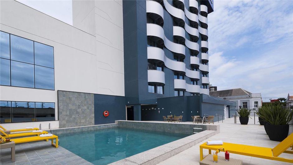 Novotel Itajai Hotel Pool