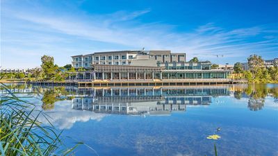 Best Western Plus North Lakes Hotel