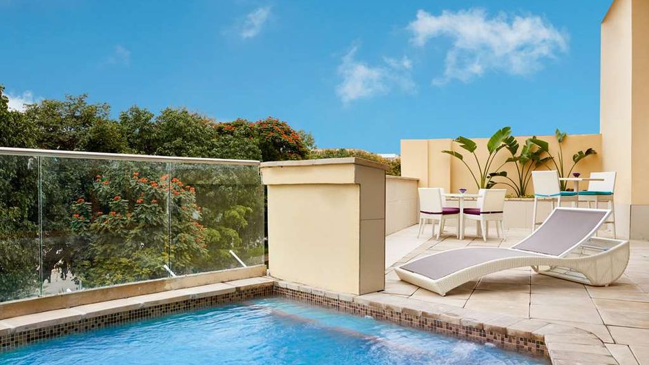 Hilton Garden Inn Lusaka Business Park Pool