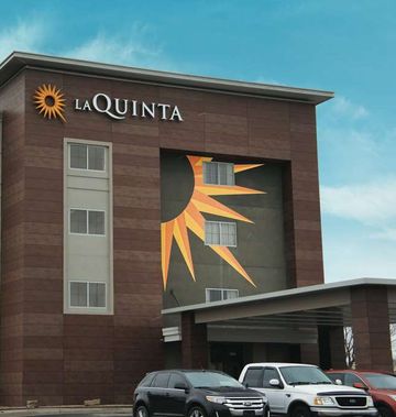 La Quinta Inn & Suites Wichita Airport