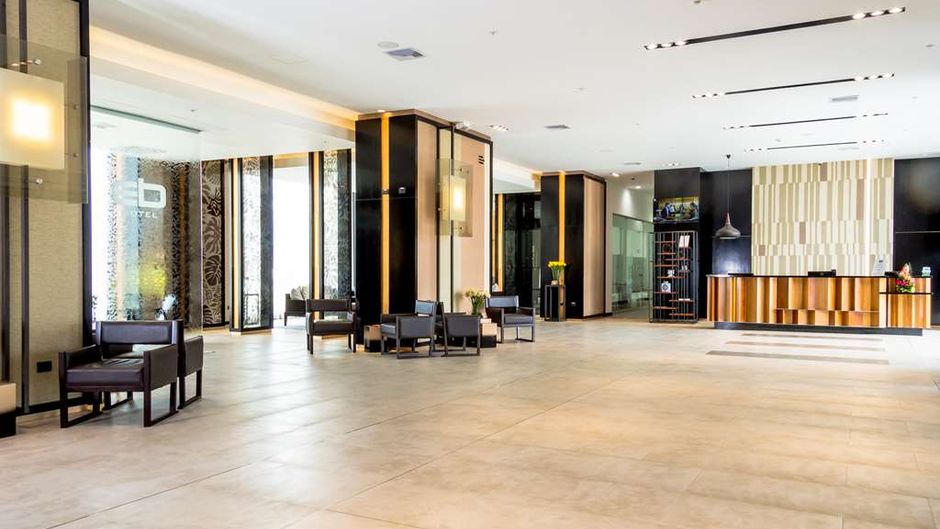 EB Hotel by Euro Building Airport Lobby