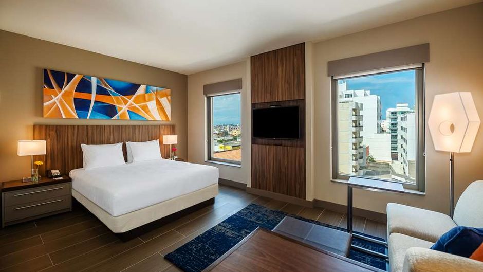 Comfort Suites Macae Room