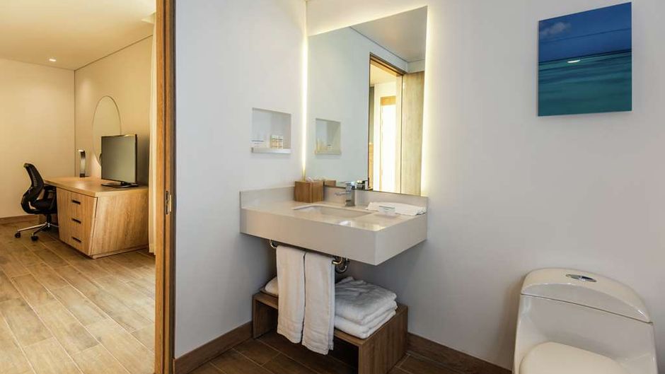Hilton Garden Inn Santa Marta Room