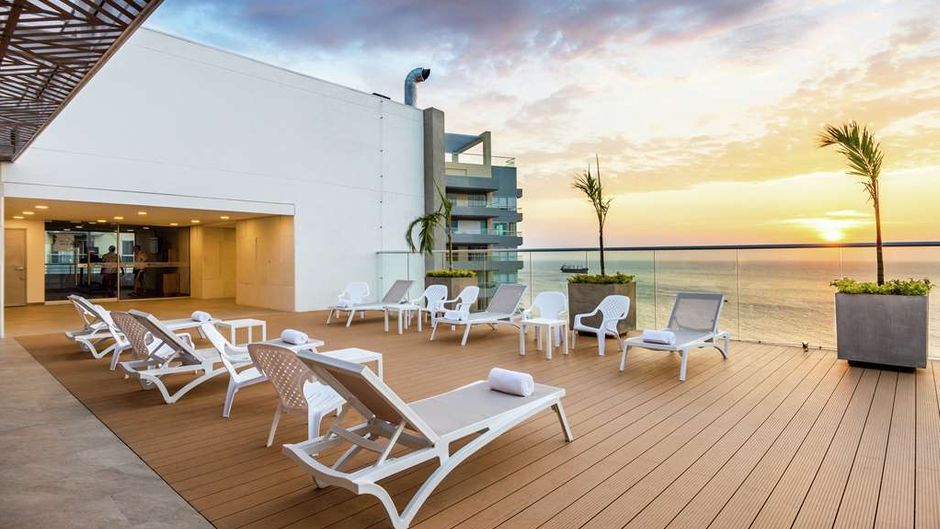 Hilton Garden Inn Santa Marta Pool