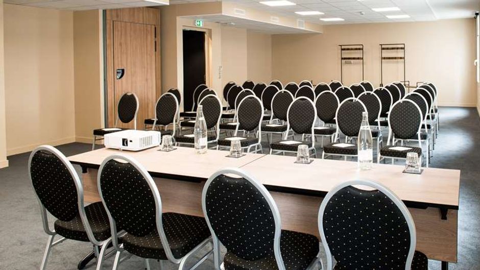 Kopster Hotel Lyon Groupama Stadium Meeting