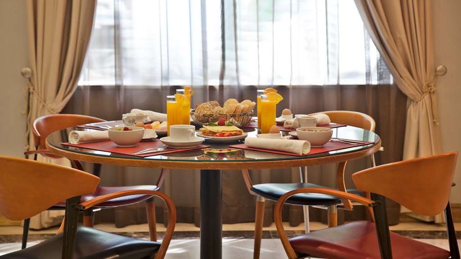 SANA Reno Hotel Restaurant