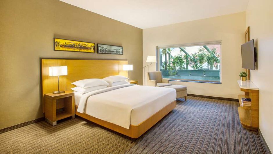 Hyatt Place Hyderabad/Banjara Hills Suite