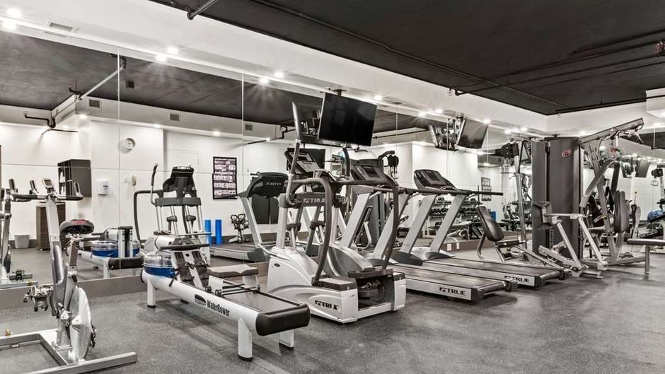 BW Premier Calgary Plaza Hotel-Conf Cntr Health