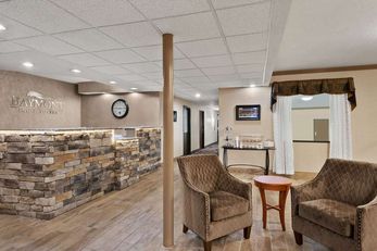 Baymont Inn & Stes Belleville Airport