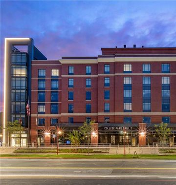 CAMBRiA Hotel College Park