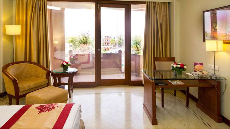 Clarion Hotel Bella Casa Room