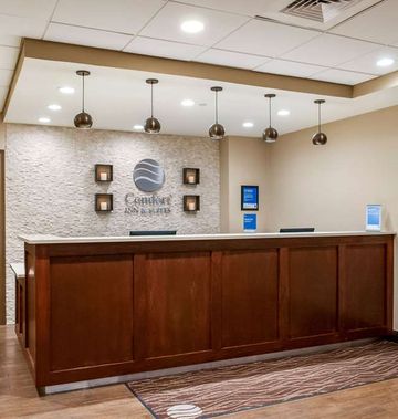 Comfort Inn & Suites At Copeland Tower