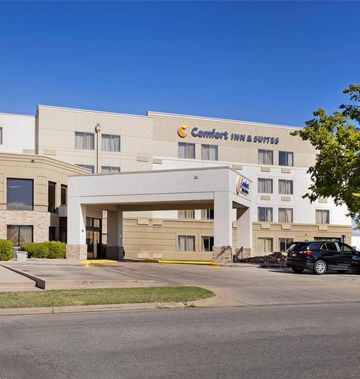 Comfort Inn & Suites, Wichita