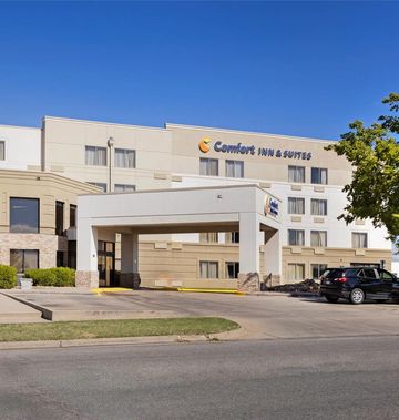 Comfort Inn & Suites, Wichita