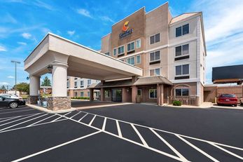 Comfort Inn & Suites Heath