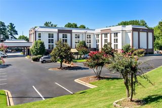 Comfort Inn Haywood Mall Area