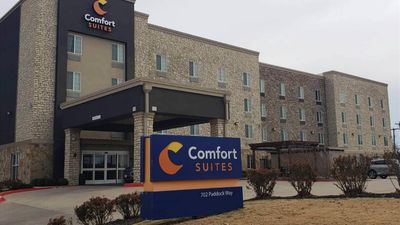 Comfort Suites Arlington North