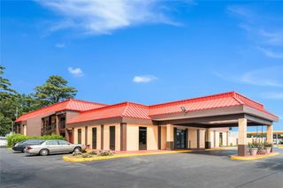 Econo Lodge Columbus near Airport