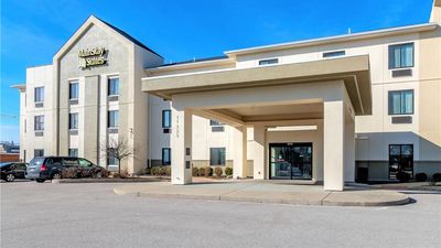 MainStay Suites St Louis - Airport
