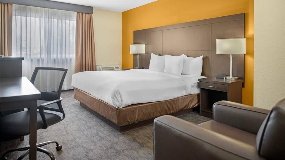 Quality Inn & Suites Bathurst Room