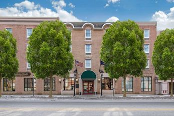 Clarion Hotel & Suites Shippensburg