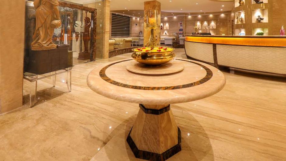 Quality Inn Sabari Lobby