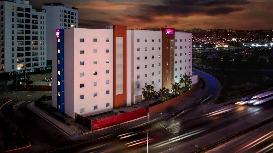 Sleep Inn Tijuana Exterior