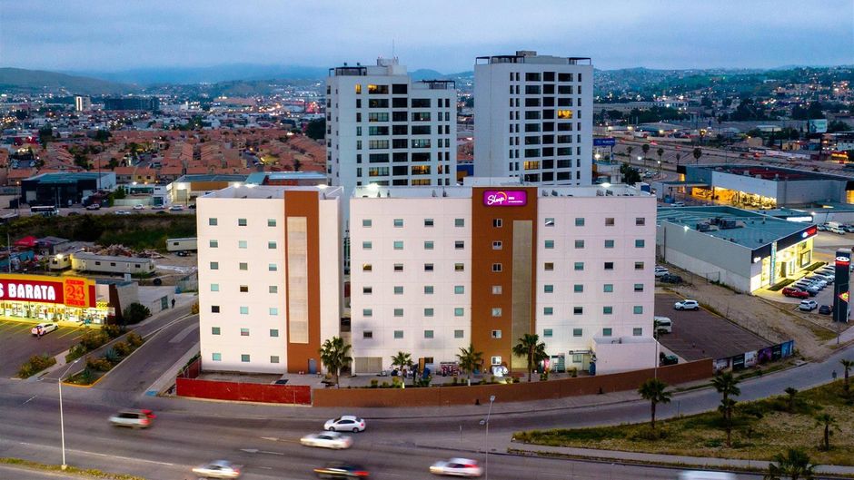 Sleep Inn Tijuana Exterior