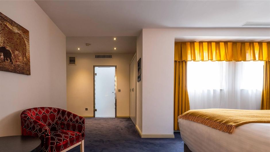 The House Hotel, an Ascend Hotel Suite