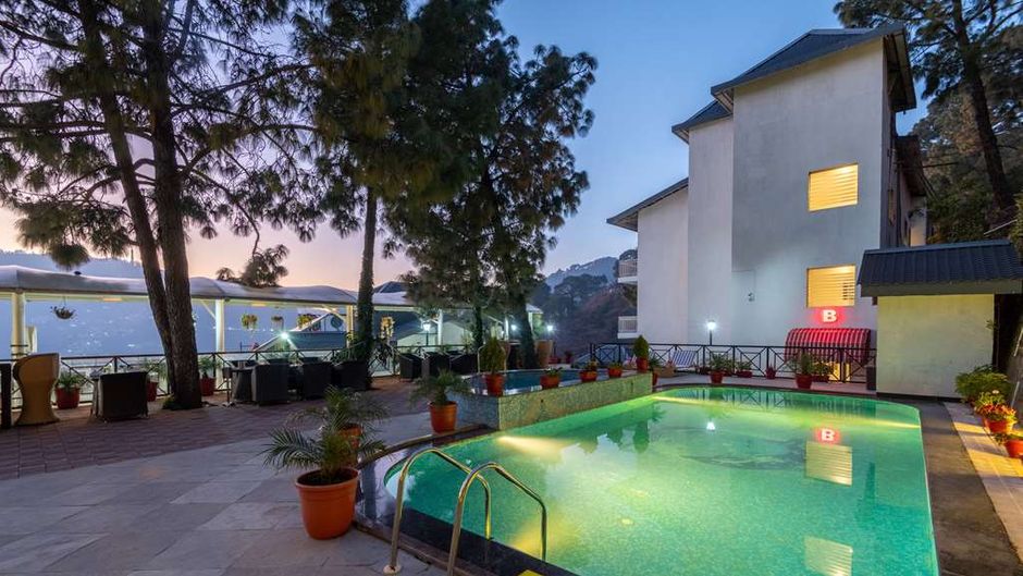 Ramada by Wyndham Kasauli Pool