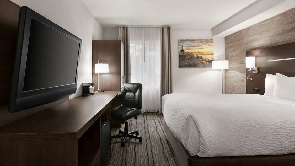 Days Inn Kingston Room