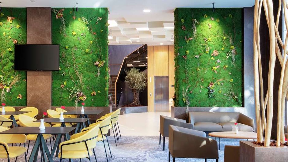Hilton Garden Inn Tirana Lobby