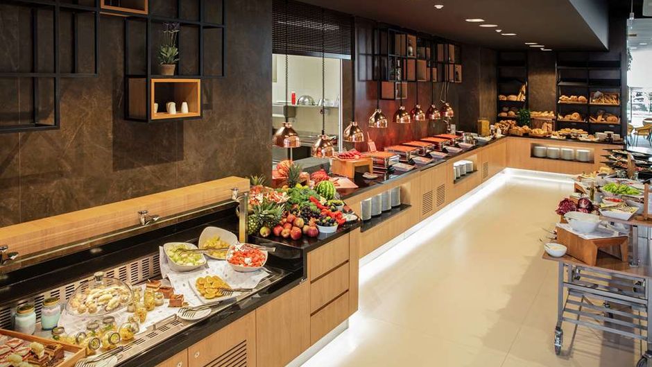 Hilton Garden Inn Tirana Restaurant