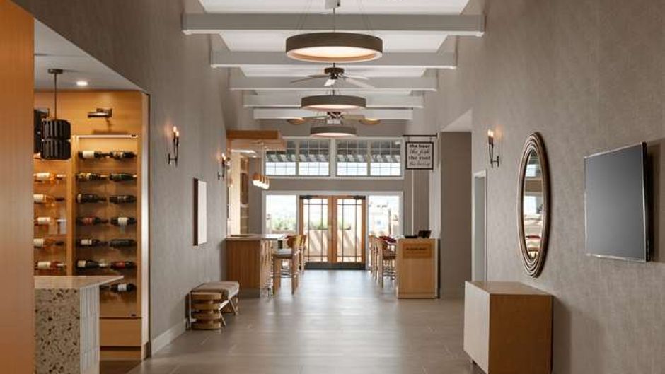 Spirit Ridge Lobby