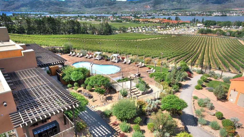 Spirit Ridge Pool