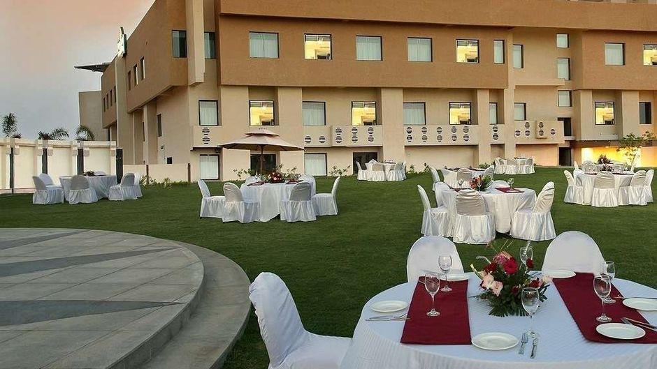 Ramada Ajmer Exterior
