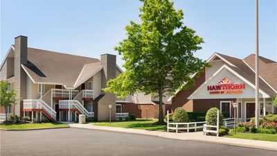 Hawthorn Suites by Wyndham Tinton Falls