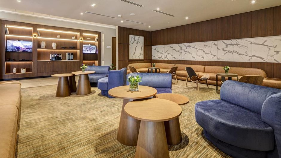 Wyndham Santiago Aeropuerto Lobby