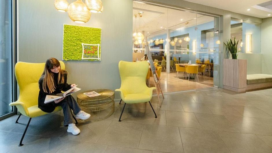 Hotel & Aparthotel Alize Mouscron Lobby