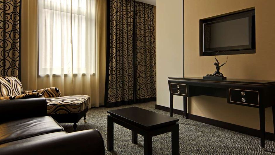 SANA Silver Coast Hotel Suite