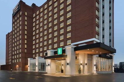 Embassy Suites by Hilton Toronto Airport