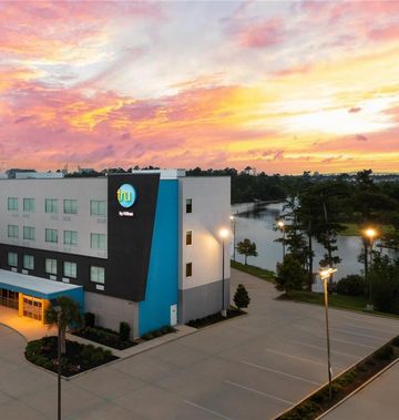 Tru by Hilton Lake Charles