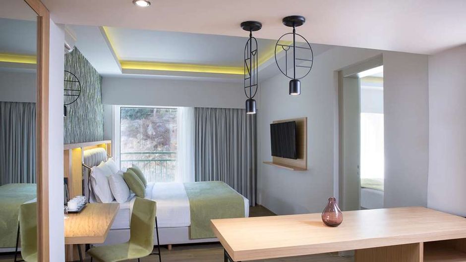 Dolce Attica Riviera Hotel Suite